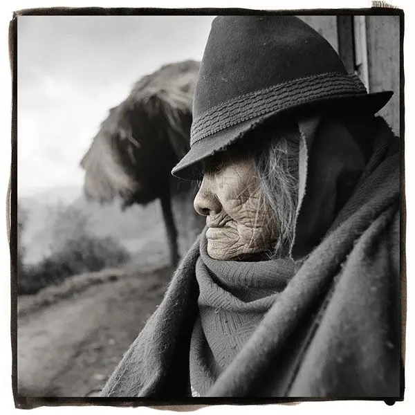 Rostro de Tránsito Amaguaña con sombrero tradicional